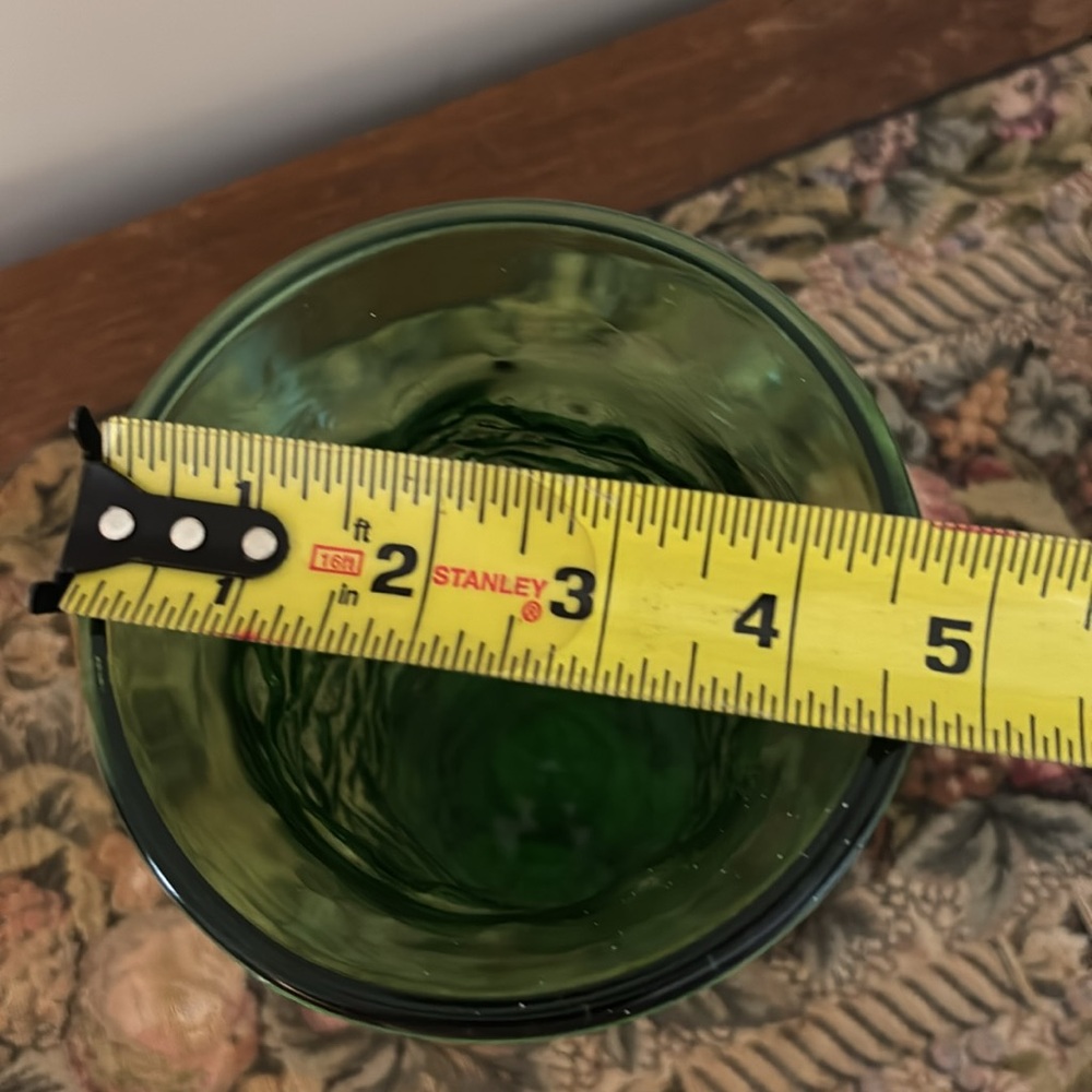 Crinkled Green Glass Vase Vintage - Picture 12 of 12